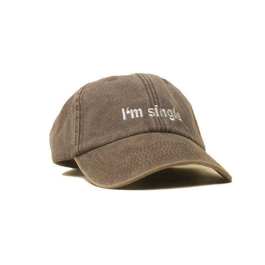 Brown Vintage Cap mit weißer Stickerei „I’m Single“ in seitlich