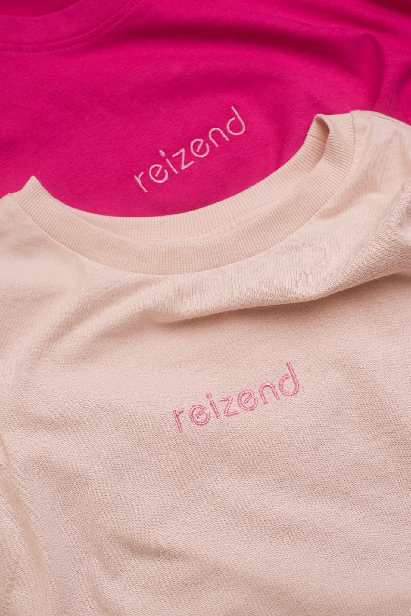 Personalisierte bestickte Baumwolle T-Shirts mit Wunschtext und Wunschlogo – Bild 6