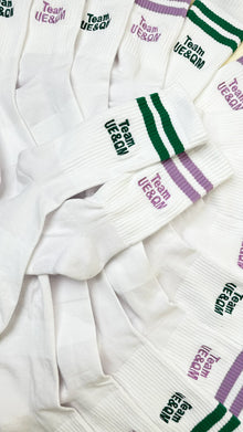 Bestickte JGA Socken aus Bio-Baumwolle