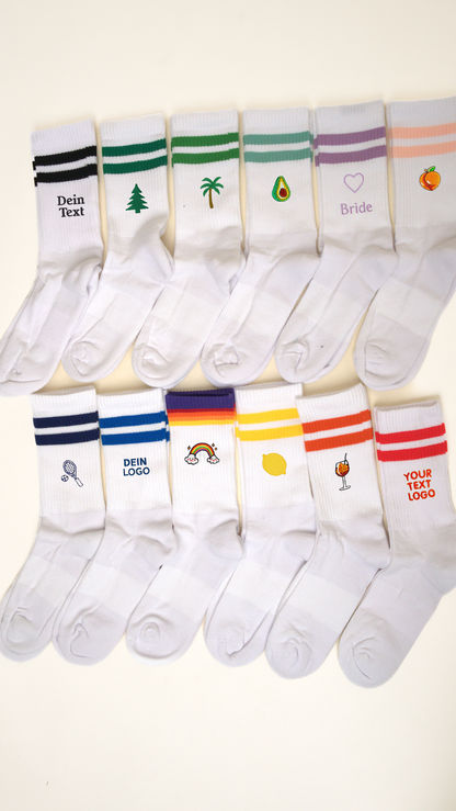 Personalisierte bestickte Socken aus Bio-Baumwolle mit Wunschtext – Bild 3