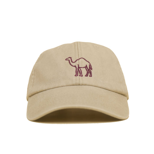 Stone Vintage Cap mit dunkelrot gesticktem Kamelmotiv frontal