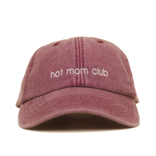 Red Vintage Cap mit heller Stickerei „hot mom club“ frontal
