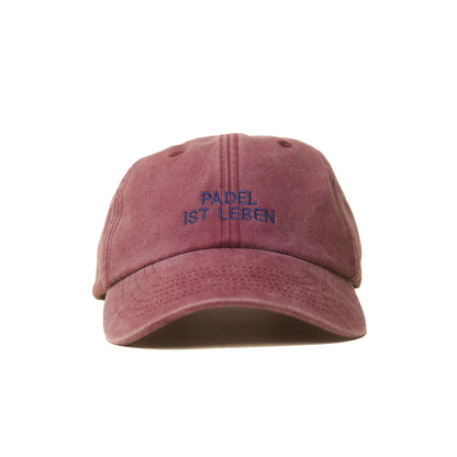 Red Vintage Cap mit blauer Stickerei „Padel ist Leben“ frontal