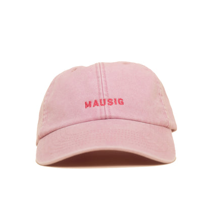 Dusky pink Vintage Cap mit roter Stickerei „MAUSIG“ frontal