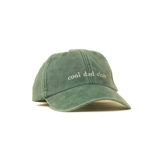 Bottle Green Vintage Cap mit heller Stickerei „cool dad club“ seitlich